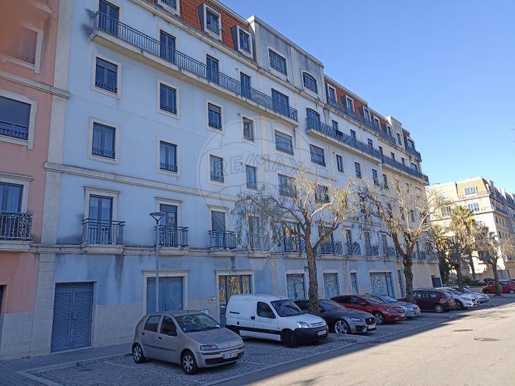 Apartamento T Venda Em Oliveira Do Douro Vila Nova De Gaia Re Max