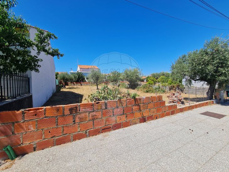 Terreno à venda em Castelo Branco Castelo Branco RE MAX