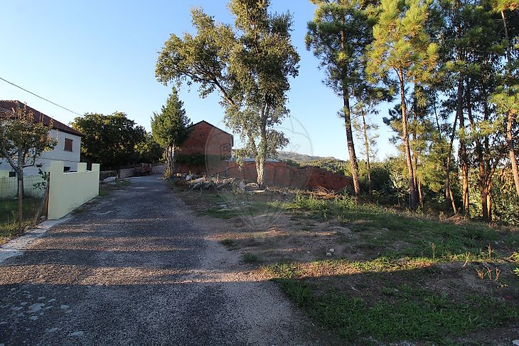 Terreno à venda em Santiago de Besteiros Tondela RE MAX