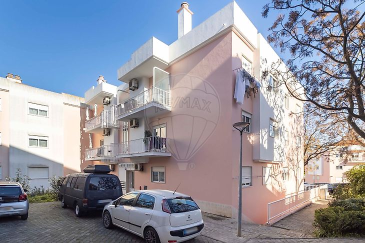 Apartamento T2 à venda em Seixal Arrentela e Aldeia de Paio Pires