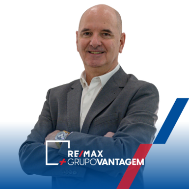 João Pacheco Agente de Luxo RE MAX Vantagem Central RE MAX Portugal