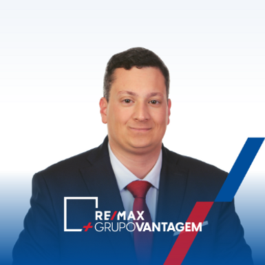 Cláudio Rodrigues RE MAX Vantagem Avenida RE MAX Collection