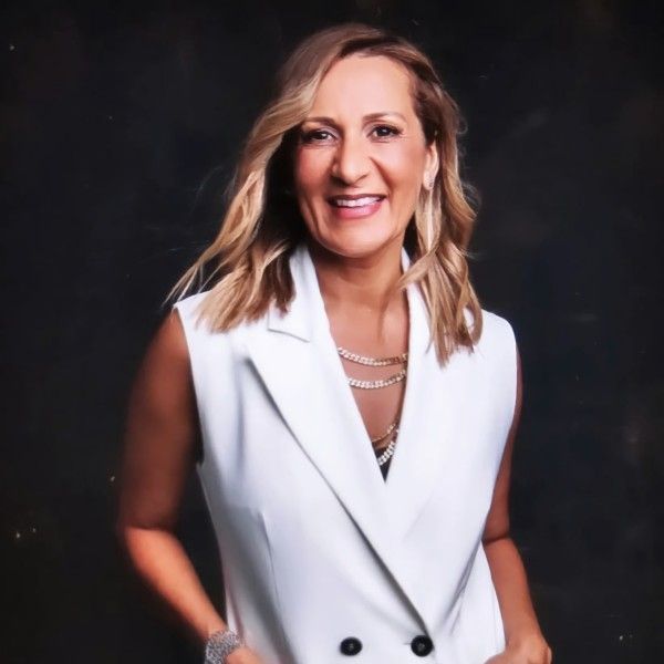 Saida Morais - RE/MAX G4 Neuer Zyklus Berater