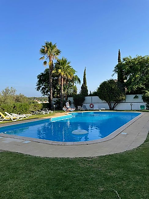 House T3 for rent in Quarteira, Loulé
