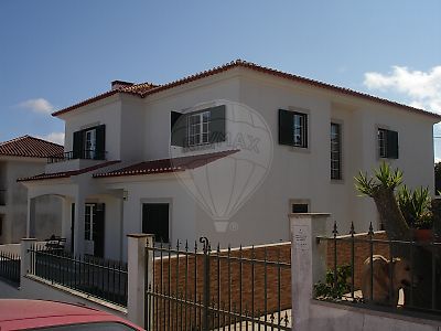 Moradia T5 à venda em Igreja Nova e Cheleiros, Mafra