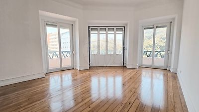 Apartamento para arrendar em Avenidas Novas