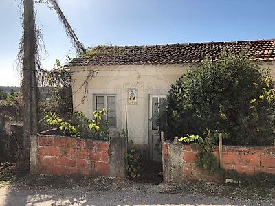 Moradia T5 à venda em Alcanede, Santarém