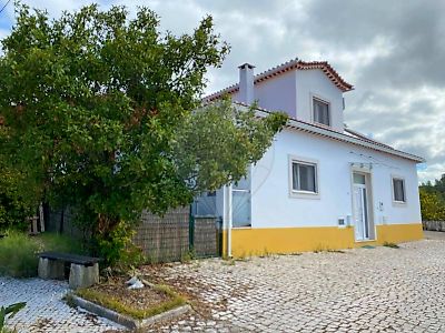 Moradia T3 em Achete, Azoia de Baixo e Póvoa de Santarém
