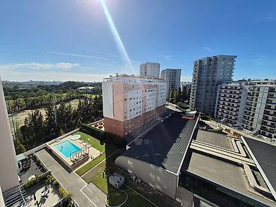 Apartamento para arrendar em Alvalade