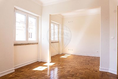 Apartamento para arrendar em Avenidas Novas