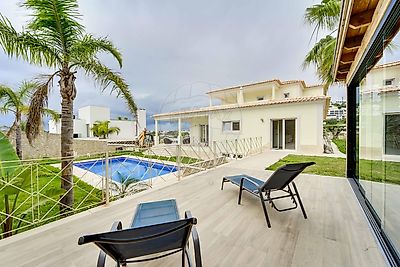 Moradia T4 de luxo à venda em Albufeira e Olhos de Água, Albufeira