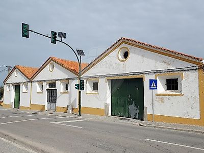 Armazém à venda em Santa Eulália, Elvas