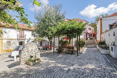 Prédio à venda em Azeitão (São Lourenço e São Simão), Setúbal