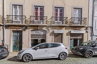 Loja à venda em Estrela, Lisboa