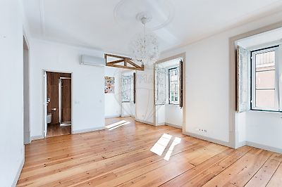 Apartamento para arrendar em Misericórdia