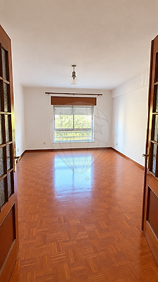 Apartamento para arrendar em Lumiar