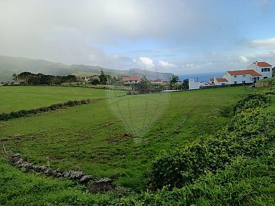 Terreno à venda em Almagreira, Vila do Porto