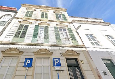 Moradia T4 à venda em Ponta Delgada (São Sebastião), Ponta Delgada