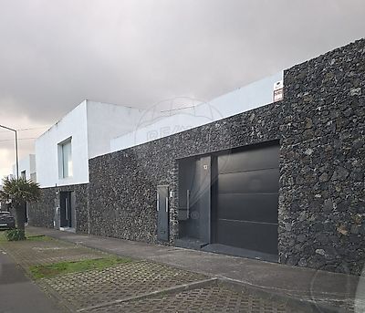 House in Ponta Delgada - View 2