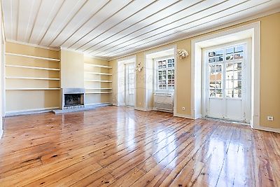 Apartamento à venda em Santa Maria Maior