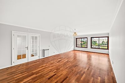 Apartamento para arrendar em São Domingos de Benfica