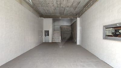 Armazém para arrendar em Camarate, Unhos e Apelação, Loures