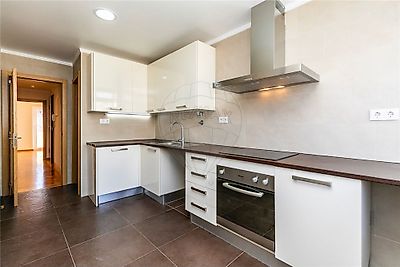 Apartamento T2 para arrendar em Benfica, Lisboa