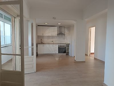 Apartamento para arrendar em São Domingos de Benfica
