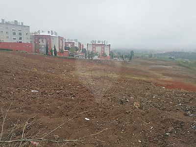 Terreno à venda em Venteira, Amadora