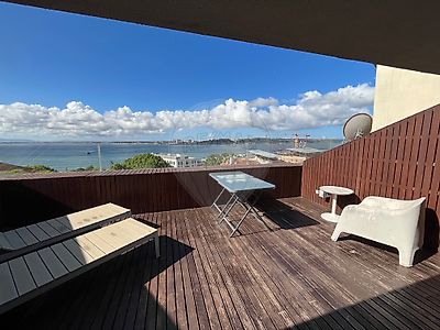 Apartamento para arrendar em Misericórdia