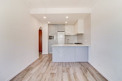 Apartamento para arrendar em São Domingos de Benfica
