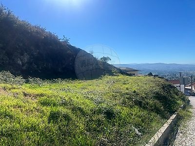 Terreno à venda em Nevogilde, Lousada