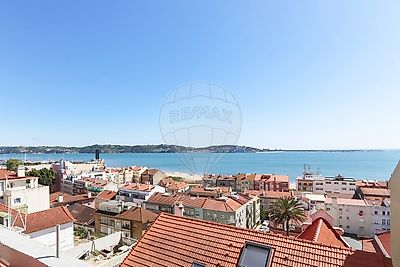 Apartamento T2 à venda em Algés, Linda-a-Velha e Cruz Quebrada-Dafundo, Oeiras