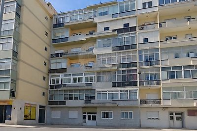 Apartamento à venda em Beato
