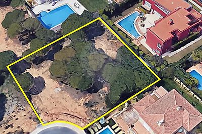 Terreno à venda em Almancil, Loulé