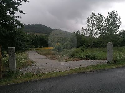 Terreno à venda em Vila Boa do Bispo, Marco de Canaveses