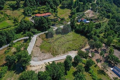 Terreno à venda em Cinfães, Cinfães