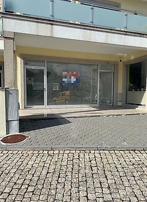 Loja para arrendar em Gove, Baião