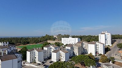 Apartamento T2 à venda em Amora, Seixal | RE/MAX Portugal