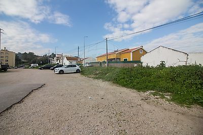 Terreno à venda em Alenquer (Santo Estêvão e Triana), Alenquer