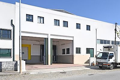 Armazém à venda em Ermesinde, Valongo