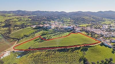 Terreno à venda em Colos, Odemira