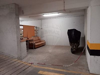 Garagem à venda em Portimão, Portimão