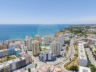 Apartamento T2 à venda em Armação de Pêra, Silves
