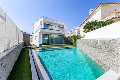House T4 for sale in Portimão, Portimão — photo 1