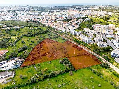 Land for sale in Portimão, Portimão — photo 1