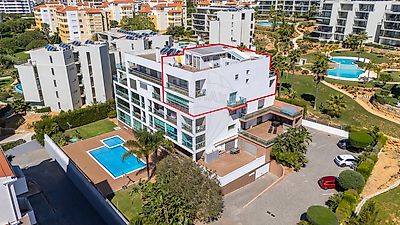 Apartment T5 deluxe for sale in Portimão, Portimão
