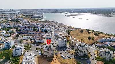 Apartment T2 for sale in Estômbar e Parchal, Lagoa (Algarve)