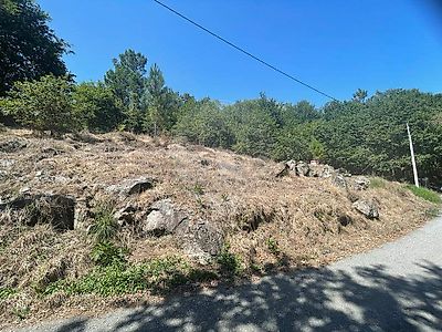 Terreno à venda em Ponte, Vila Verde
