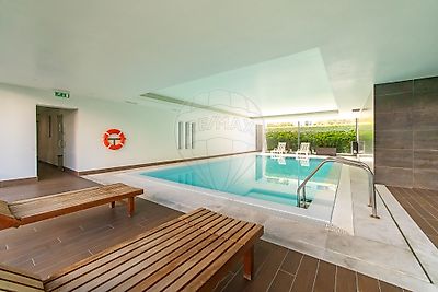 Apartamento para arrendar em Alvalade